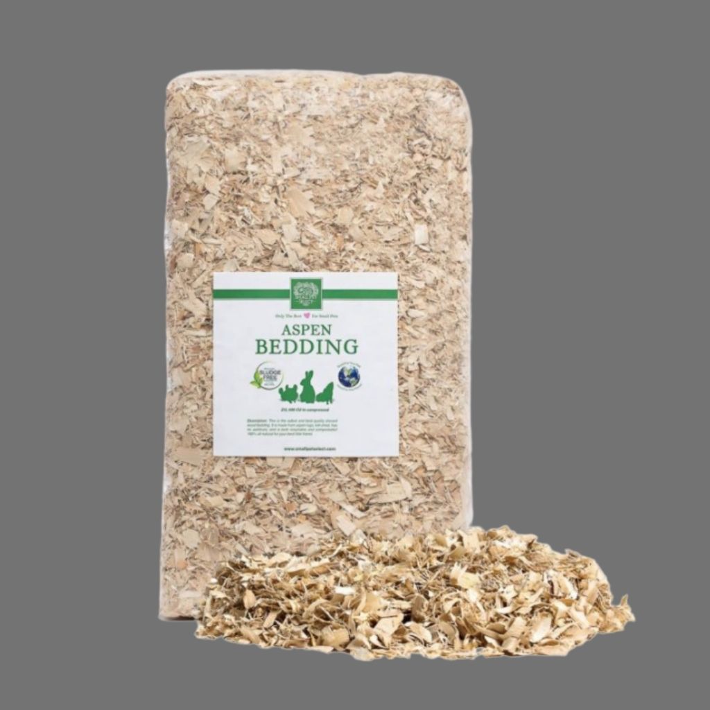 thumbnail image 2 of Galapagos Aspen Shavings Bedding - 8 Quart Bag, Natural, For Snakes, Lizards, Rodents, Dust-Free & Highly Absorbent 2 of 14